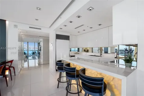 6899 Collins Avenue Miami Beach FL 33141