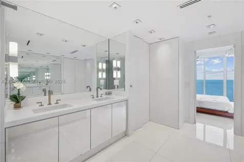 6899 Collins Avenue Miami Beach FL 33141