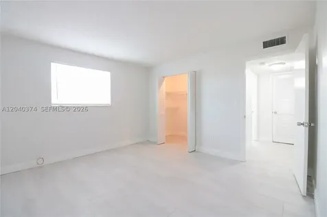 400 NE 1st Street Hallandale Beach FL 33009