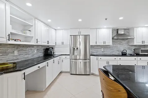 10175 Collins Avenue Bal Harbour FL 33154