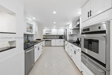 10175 Collins Avenue Bal Harbour FL 33154