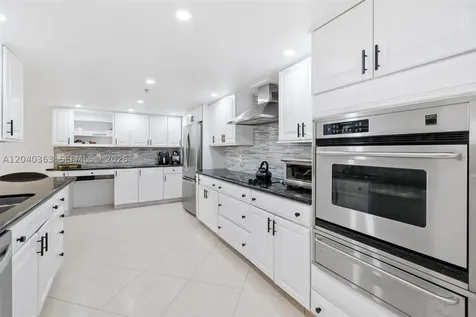 10175 Collins Avenue Bal Harbour FL 33154