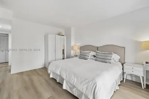 10175 Collins Avenue Bal Harbour FL 33154
