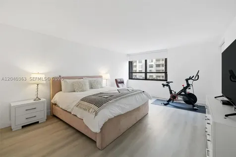 10175 Collins Avenue Bal Harbour FL 33154