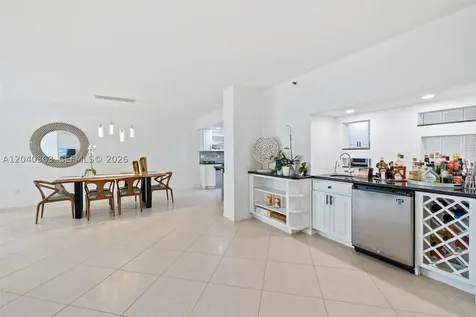 10175 Collins Avenue Bal Harbour FL 33154
