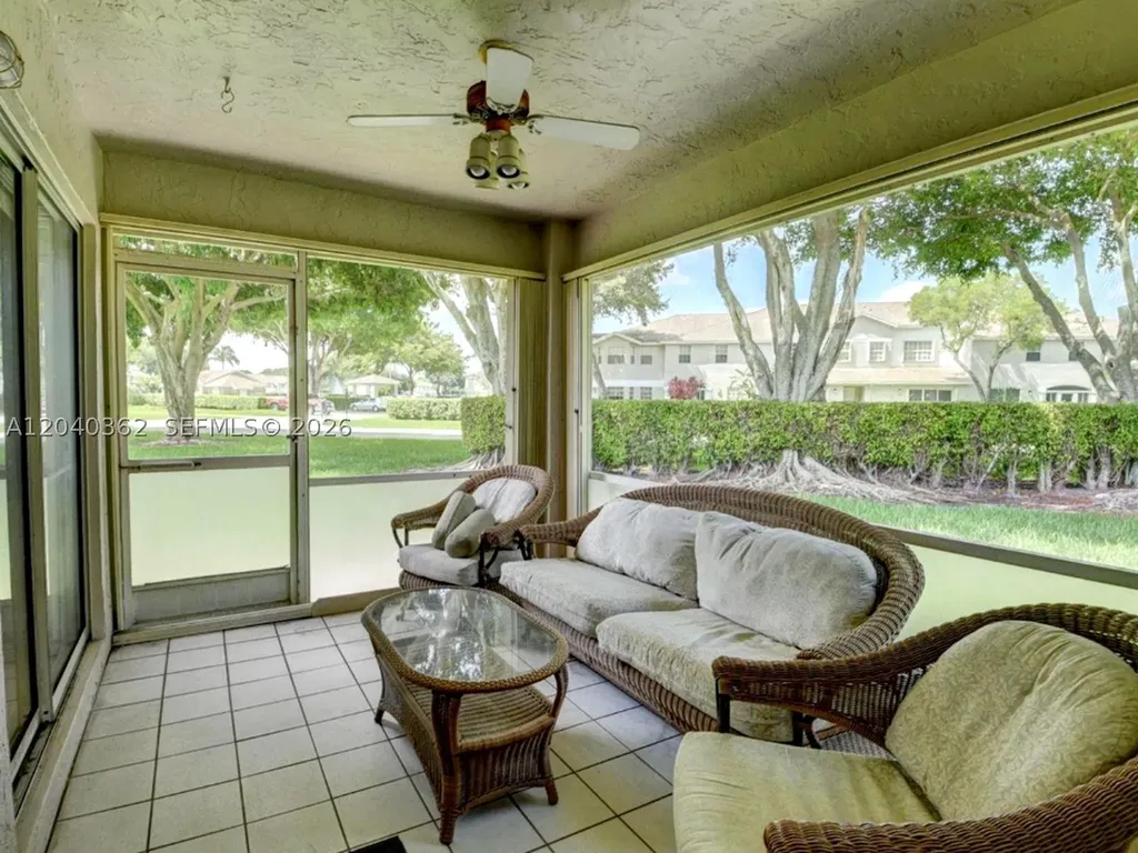 9238 Vineland Court Boca Raton FL 33496