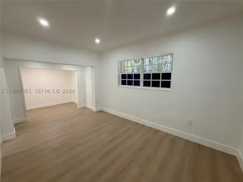 1525 SW 76th Court Miami FL 33144