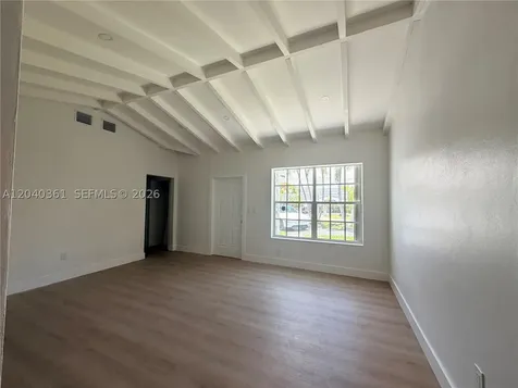1525 SW 76th Court Miami FL 33144