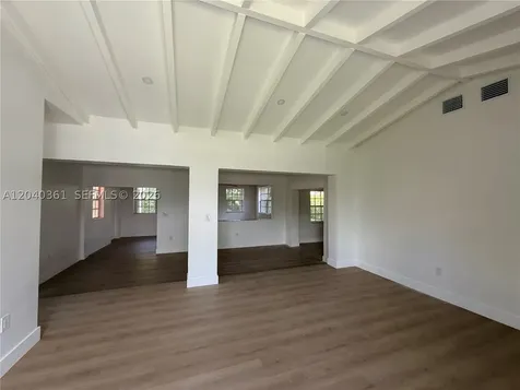 1525 SW 76th Court Miami FL 33144