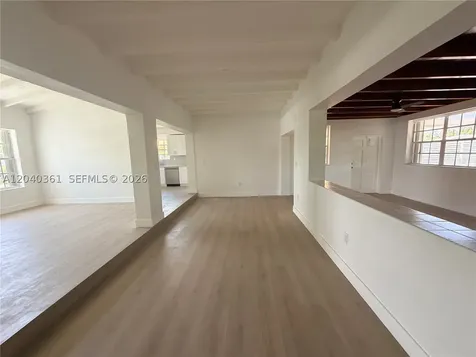 1525 SW 76th Court Miami FL 33144