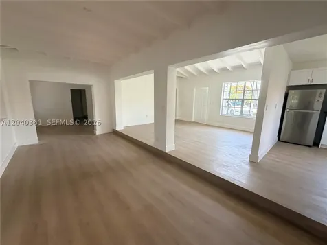 1525 SW 76th Court Miami FL 33144