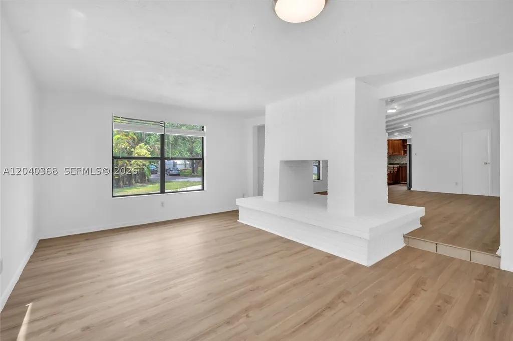 5096 SW 28th Terrace Fort Lauderdale FL 33312