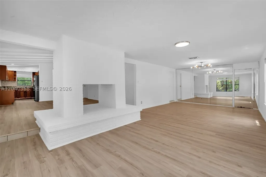 5096 SW 28th Terrace Fort Lauderdale FL 33312