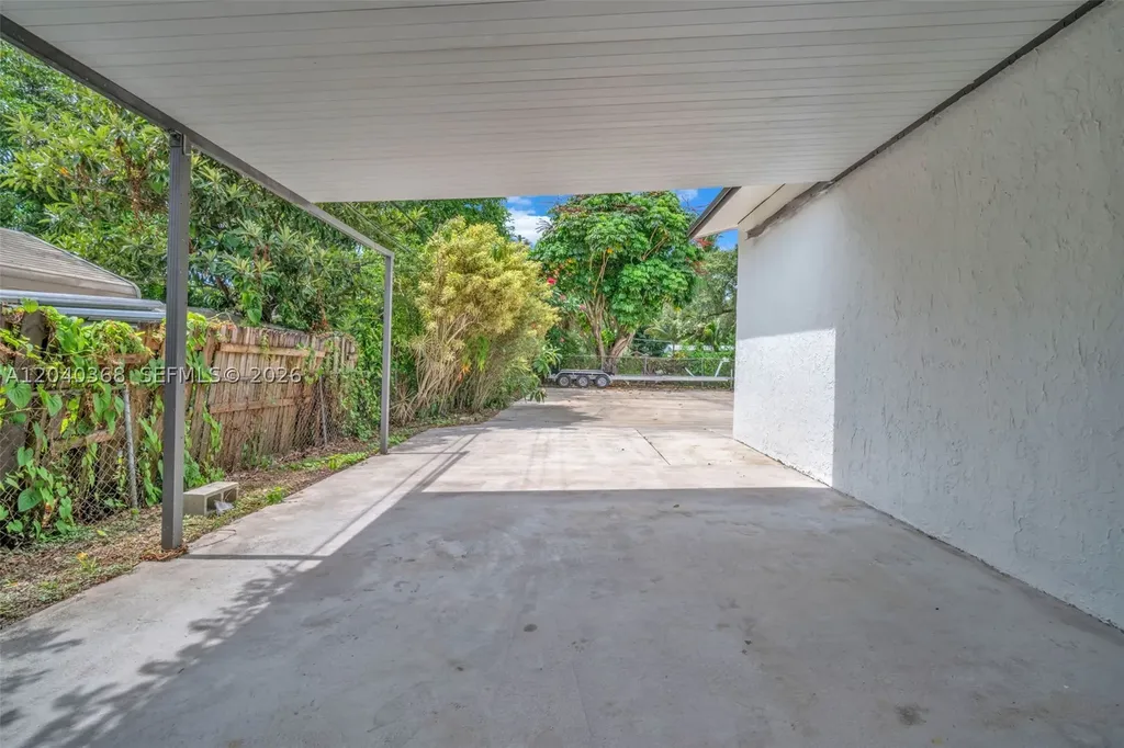 5096 SW 28th Terrace Fort Lauderdale FL 33312