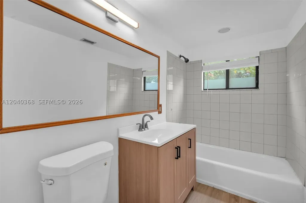 5096 SW 28th Terrace Fort Lauderdale FL 33312