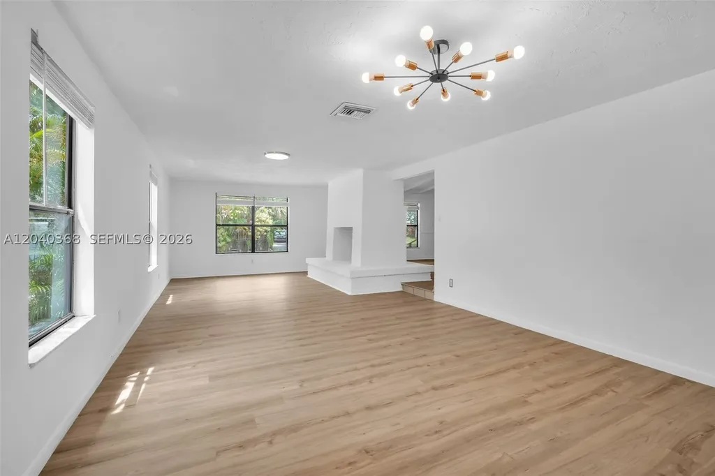 5096 SW 28th Terrace Fort Lauderdale FL 33312