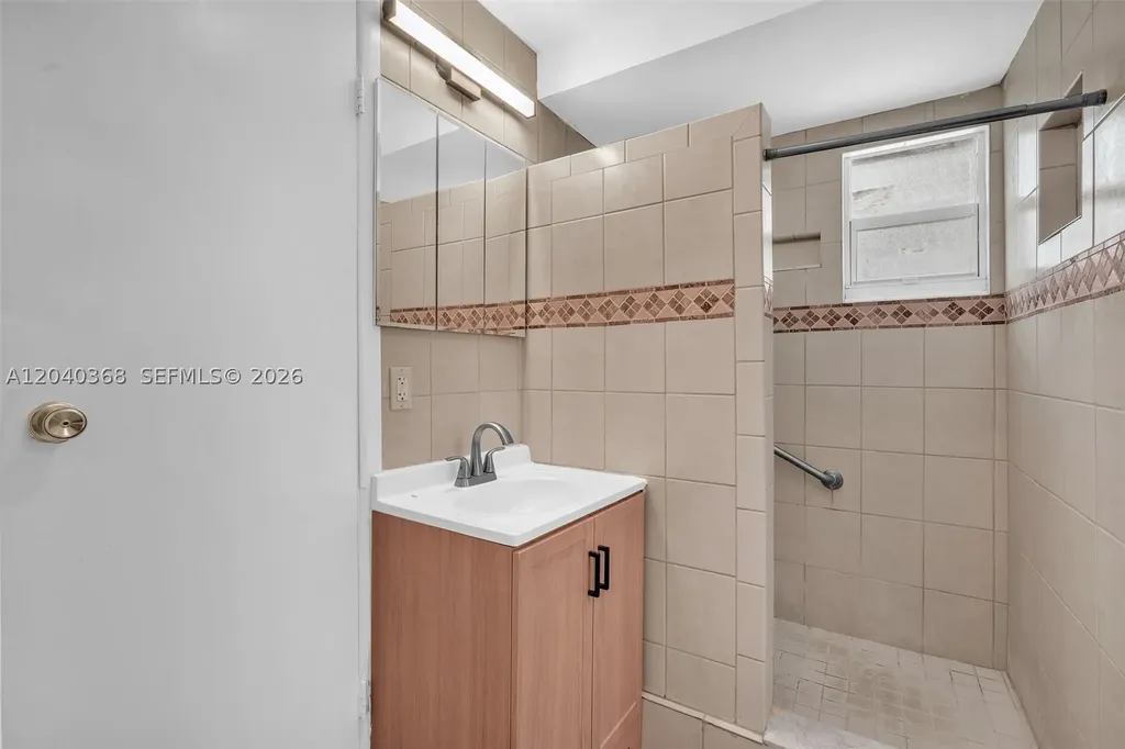 5096 SW 28th Terrace Fort Lauderdale FL 33312