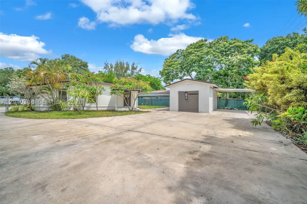 5096 SW 28th Terrace Fort Lauderdale FL 33312