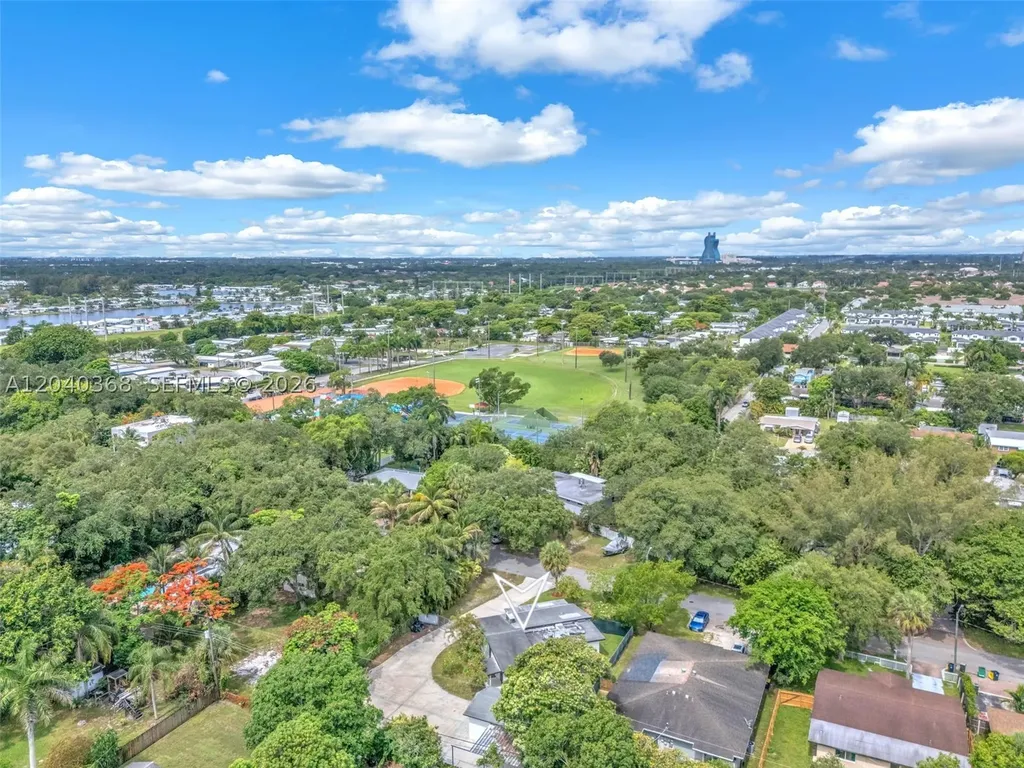 5096 SW 28th Terrace Fort Lauderdale FL 33312