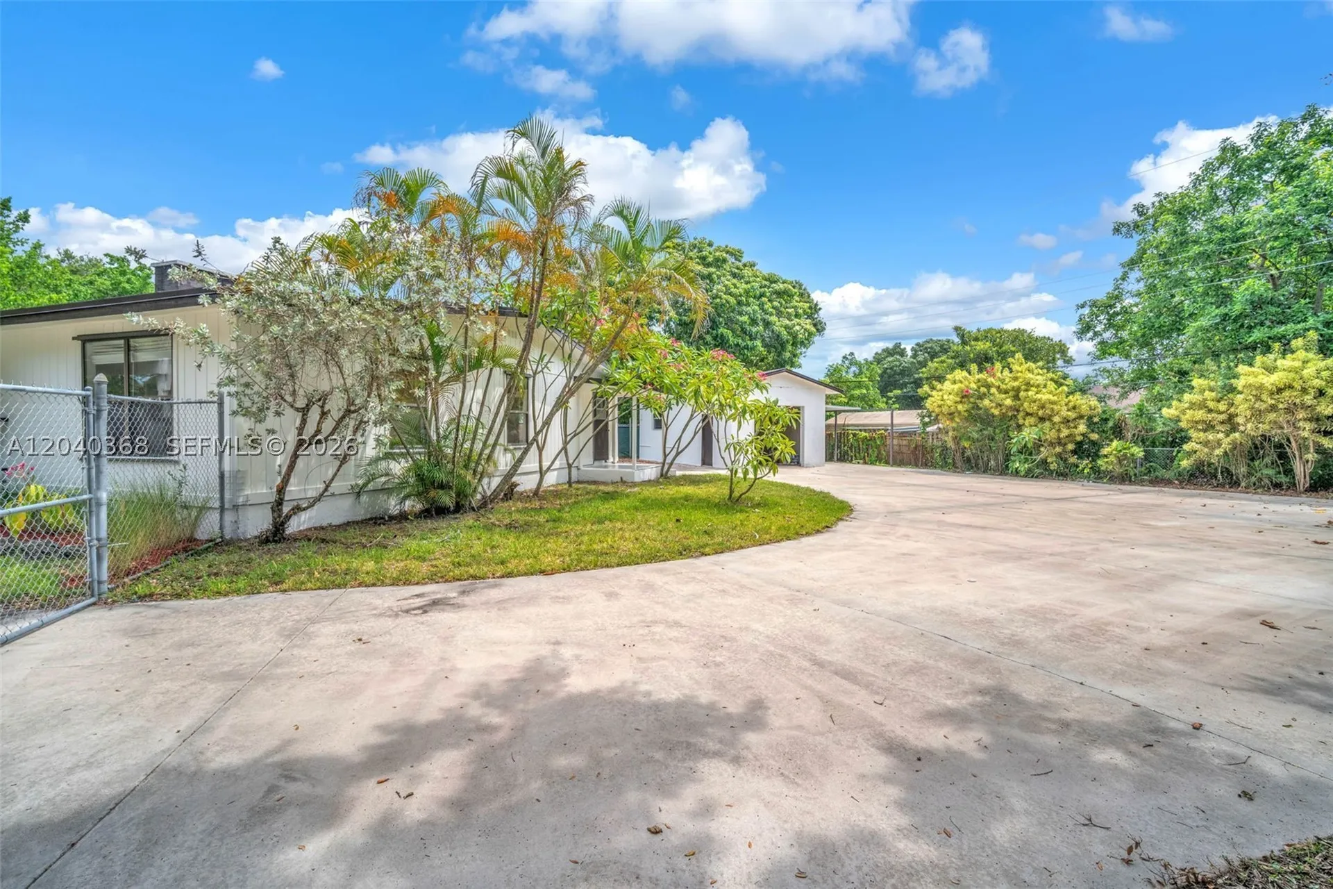 5096 SW 28th Terrace Fort Lauderdale FL 33312