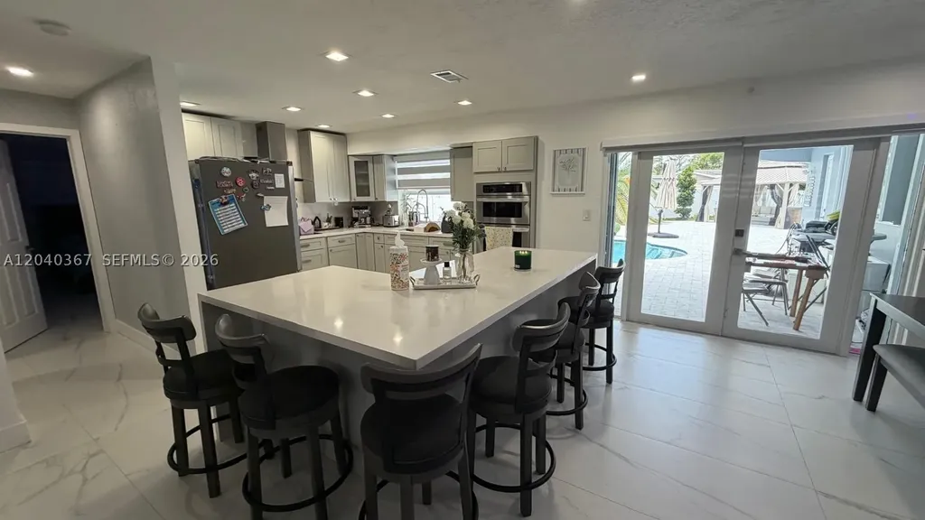 10450 NW 19th Street Pembroke Pines FL 33026