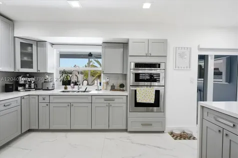 10450 NW 19th Street Pembroke Pines FL 33026