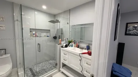 10450 NW 19th Street Pembroke Pines FL 33026