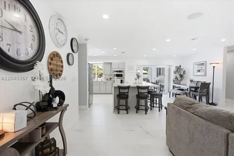 10450 NW 19th Street Pembroke Pines FL 33026