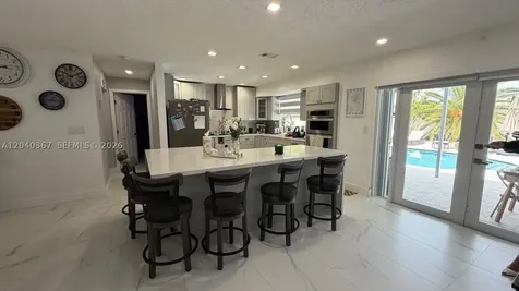 10450 NW 19th Street Pembroke Pines FL 33026