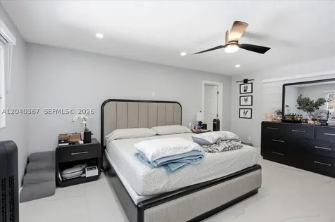 10450 NW 19th Street Pembroke Pines FL 33026