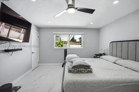 10450 NW 19th Street Pembroke Pines FL 33026