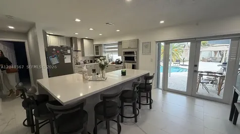 10450 NW 19th Street Pembroke Pines FL 33026