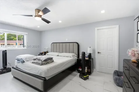 10450 NW 19th Street Pembroke Pines FL 33026