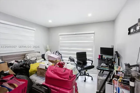 10450 NW 19th Street Pembroke Pines FL 33026