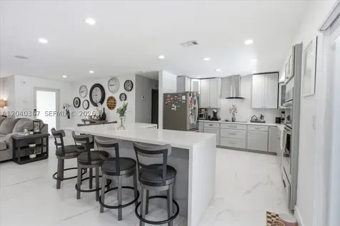10450 NW 19th Street Pembroke Pines FL 33026