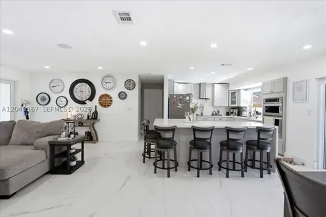 10450 NW 19th Street Pembroke Pines FL 33026