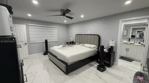 10450 NW 19th Street Pembroke Pines FL 33026