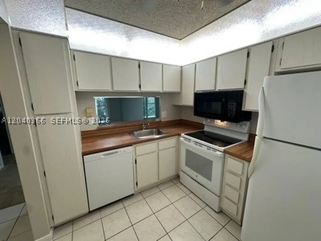 3578 N University Drive Coral Springs FL 33065