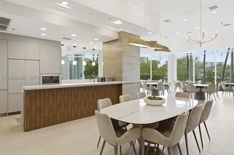 16500 Collins Avenue Sunny Isles Beach FL 33160