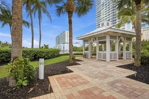 16500 Collins Avenue Sunny Isles Beach FL 33160