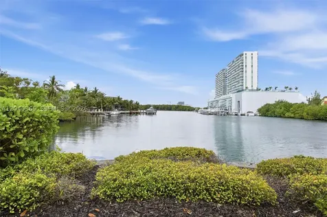 16500 Collins Avenue Sunny Isles Beach FL 33160