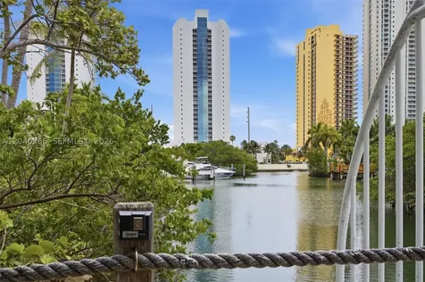 16500 Collins Avenue Sunny Isles Beach FL 33160