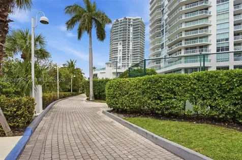 16500 Collins Avenue Sunny Isles Beach FL 33160