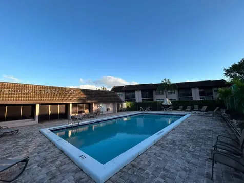 10325 NW 11th Street Pembroke Pines FL 33026