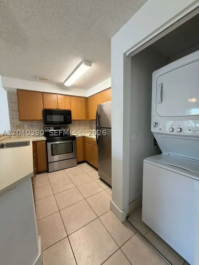2550 SW 18th Terrace Fort Lauderdale FL 33315