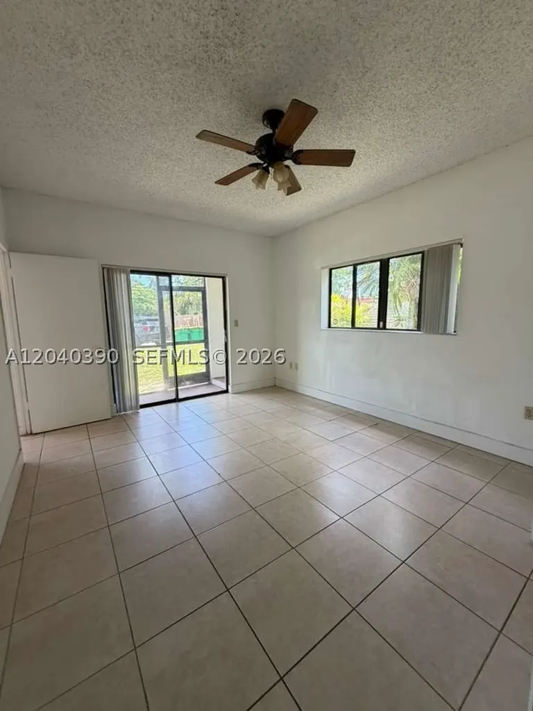 2550 SW 18th Terrace Fort Lauderdale FL 33315