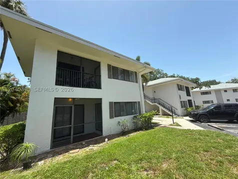 2550 SW 18th Terrace Fort Lauderdale FL 33315