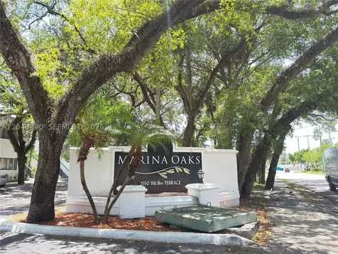 2550 SW 18th Terrace Fort Lauderdale FL 33315