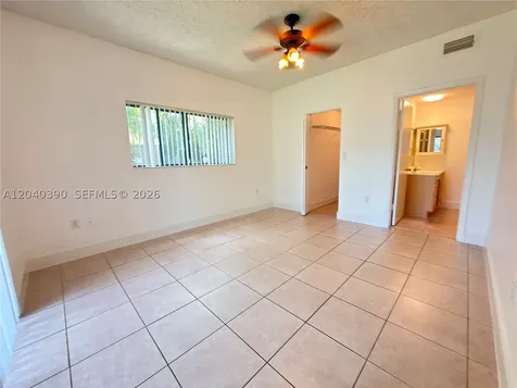 2550 SW 18th Terrace Fort Lauderdale FL 33315