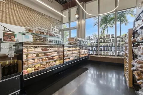 1002 E Hallandale Beach Boulevard Hallandale Beach FL 33009